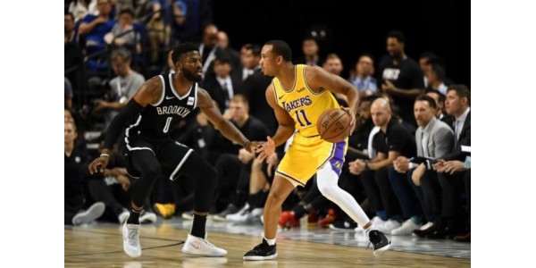 Avery Bradley vraća se u Los Angeles Lakers nakon što je prenio tri tima